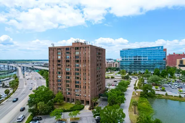 14 Lockwood Dr #Apt 3h