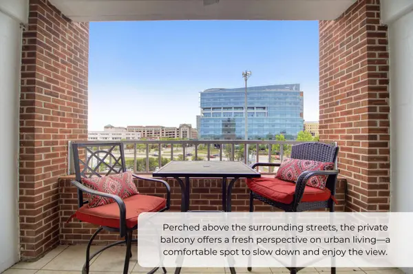 14 Lockwood Dr #Apt 3h, Charleston, SC 29401