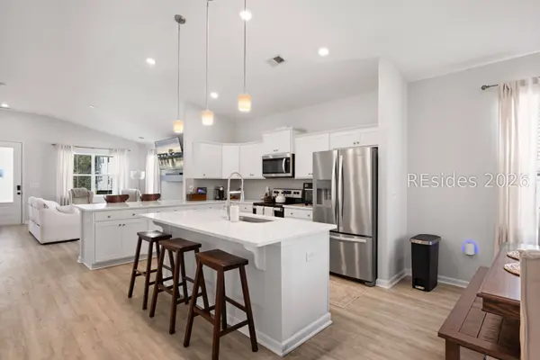 12 Whispering Oaks CIR