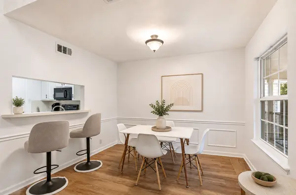 141 E Boyd Dr #111, Baton Rouge, LA 70808-4529