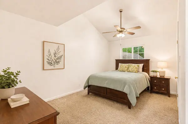 141 E Boyd Dr #111, Baton Rouge, LA 70808-4529