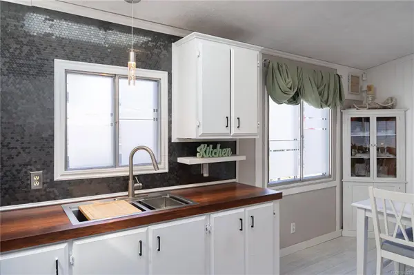7701 Central Saanich Rd ##33, Central Saanich, BC V8M 1X3