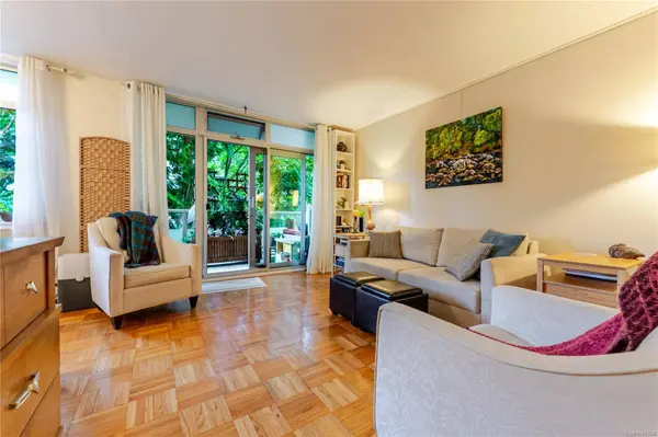250 Douglas St ##101, Victoria, BC V8V 2P4