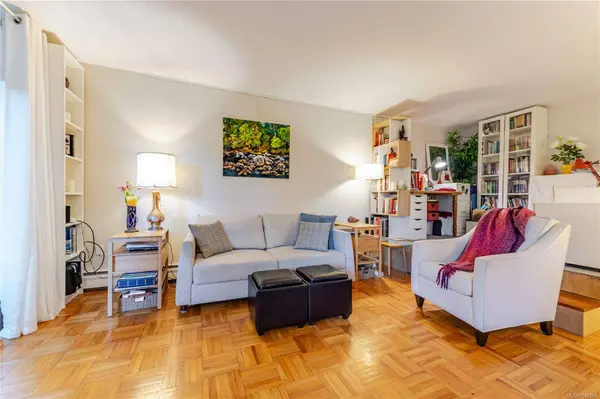 250 Douglas St ##101, Victoria, BC V8V 2P4