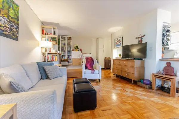 250 Douglas St ##101, Victoria, BC V8V 2P4