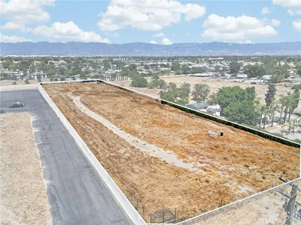 18100 Arrow Blvd, Fontana, CA 92335