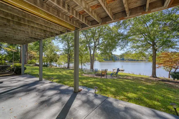 200 S Pointe, Cowpens, SC 29330