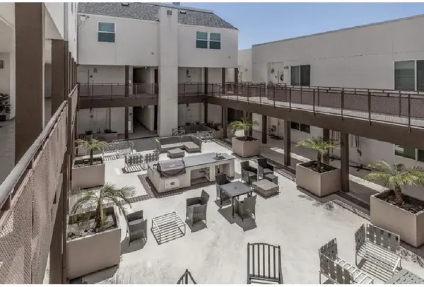 1048 Monroe St #207, Santa Clara, CA 95050-4865