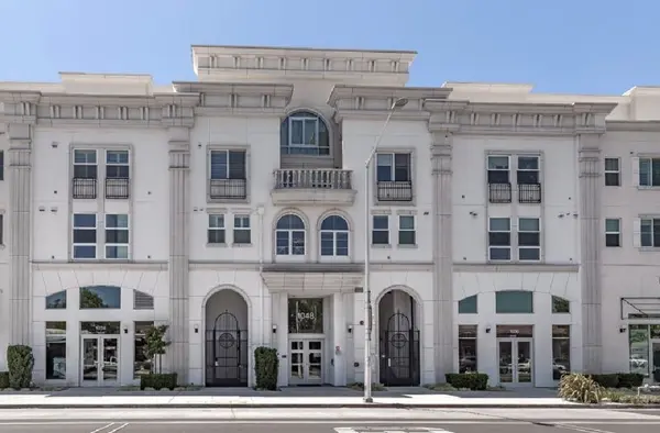 1048 Monroe St #207, Santa Clara, CA 95050-4865