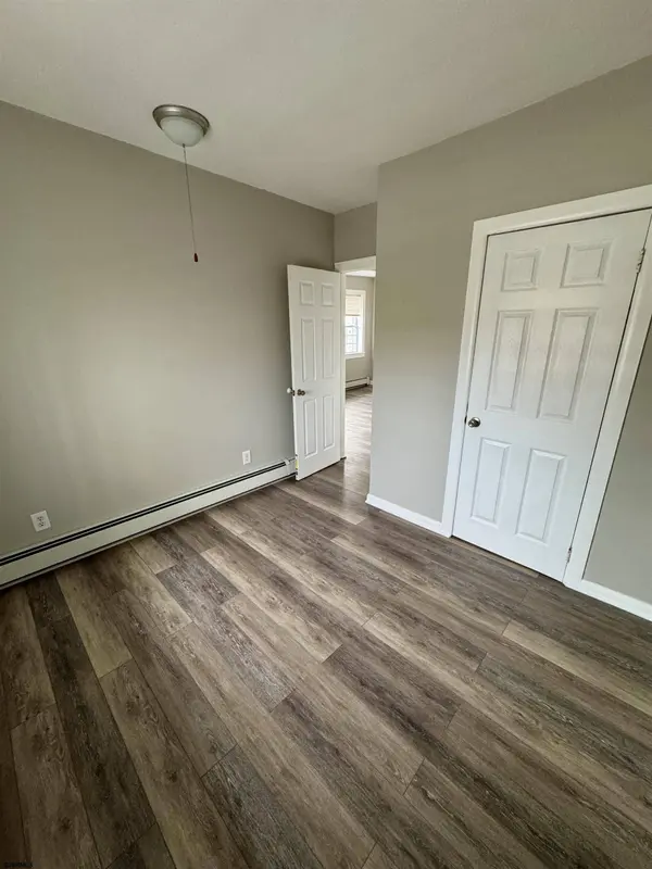 325 Atlantic Ave, Atlantic City, NJ 08401