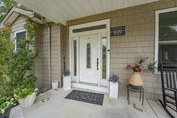 5070 Tremont Ave, Egg Harbor Township, NJ 08234