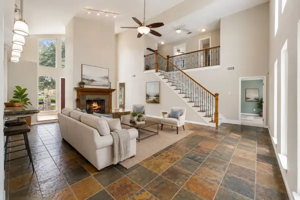 11607 Leaning Pine DR, Houston, TX 77070