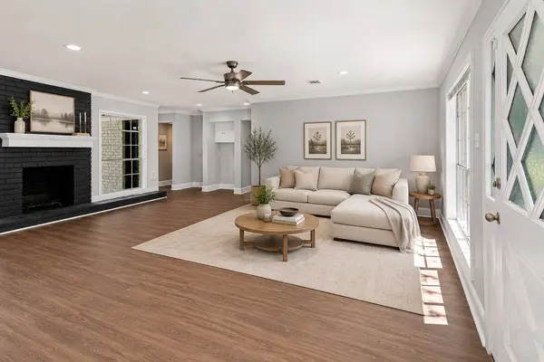 810 Maranon LN, Houston, TX 77090
