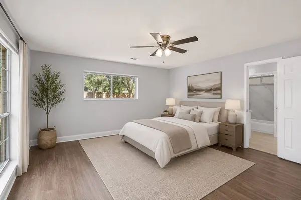 810 Maranon LN, Houston, TX 77090