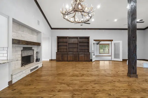 2205 County Road 122, Caldwell, TX 77836