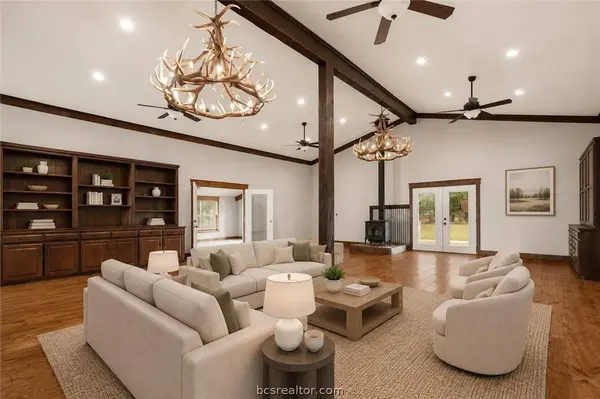 2205 County Road 122 County Road, Caldwell, TX 77836