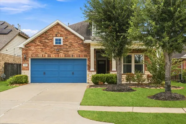 9510 Jayci Hills LN, Cypress, TX 77433