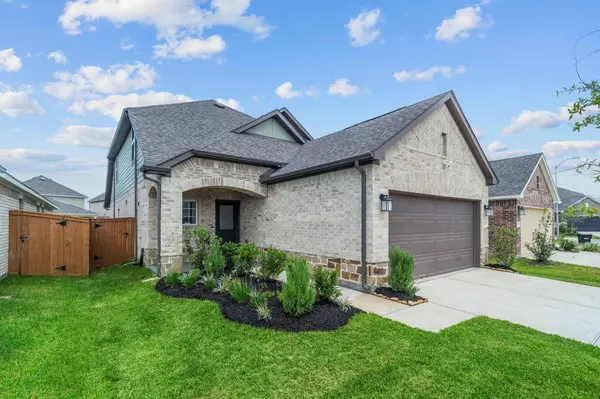 21622 Wave Hollow DR, Cypress, TX 77433