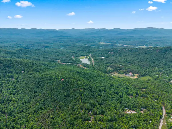 306 Scenic Dr, Sautee Nacoochee, GA 30571-3625