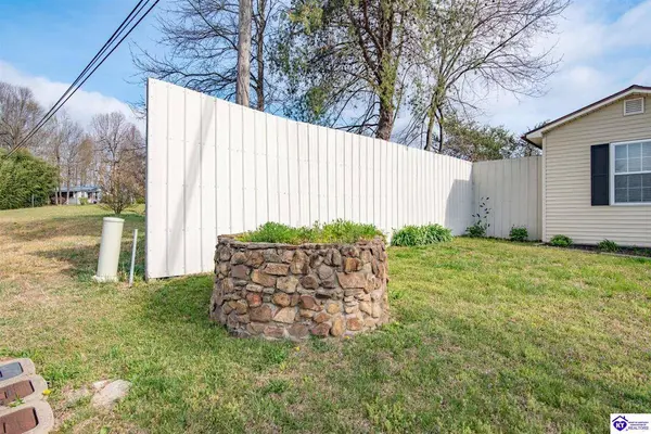 4940 Nolin Dam Road, Mammoth Cave, KY 42259