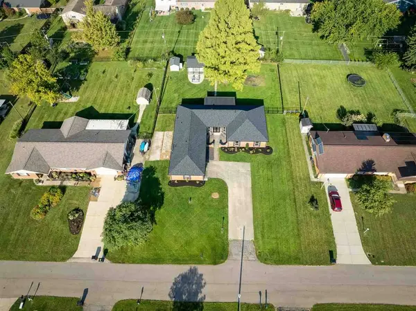 2411 Brown Bark Dr, Dayton, OH