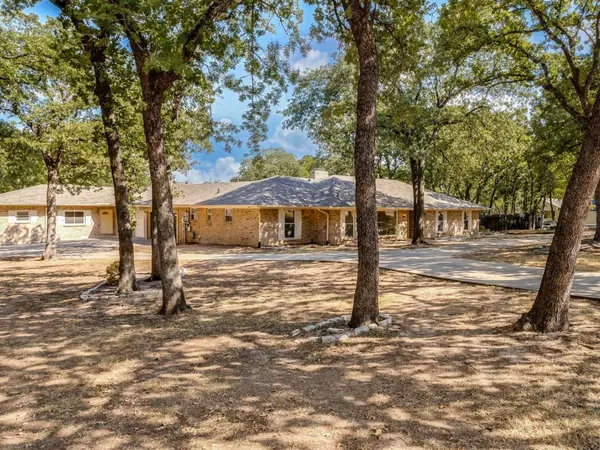 805 Belinda DR, Keller, TX 76248
