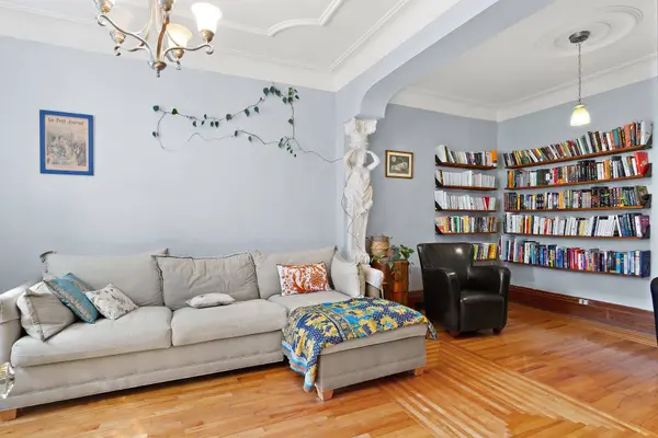 5083 Rue Adam, Montréal (mercier/hochelaga-maisonneuve), QC H1V1W7