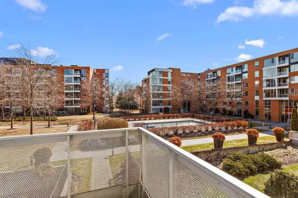 220 Ch. du Golf #213, Montréal (verdun/île-des-sœurs), QC H3E0A8