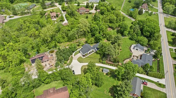 6594 Springdale Rd, Colerain Twp, OH 45247