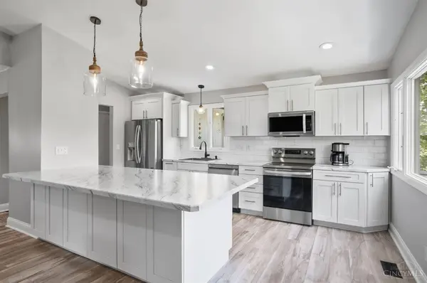 6594 Springdale Rd, Colerain Twp, OH 45247