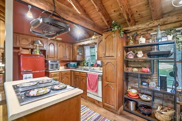 2275 Franklin Laurel Rd, Monroe Twp, OH 45157