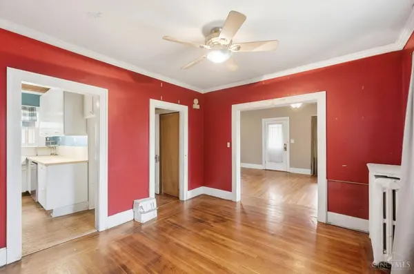2914 Cortelyou Pl, Cincinnati, OH 45213