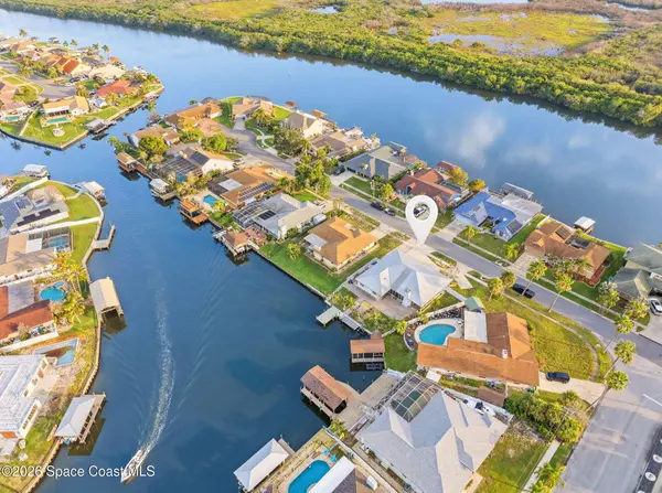 1525 Sykes Creek DR, Merritt Island, FL 32953