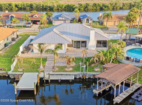 1525 Sykes Creek DR, Merritt Island, FL 32953