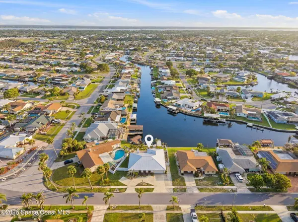 1525 Sykes Creek DR, Merritt Island, FL 32953