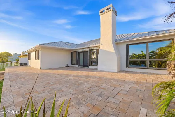 1525 Sykes Creek DR, Merritt Island, FL 32953