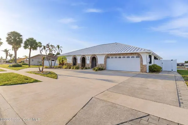 1525 Sykes Creek DR, Merritt Island, FL 32953