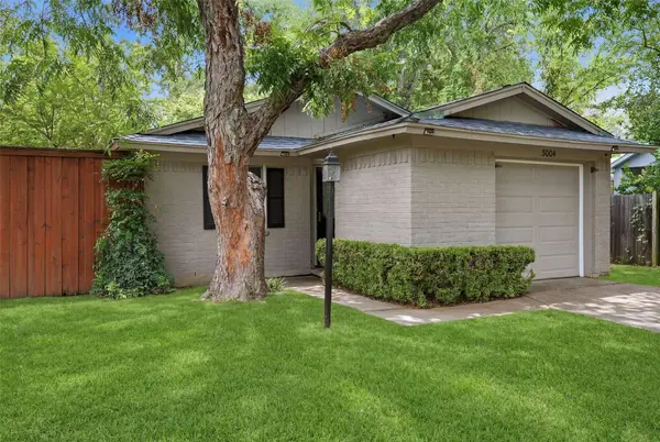 3004 Montclair PL