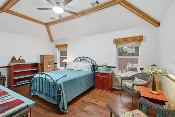 215 Morene AVE, Waxahachie, TX 75165