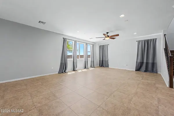 574 S Desert Haven Road, Vail, AZ 85641