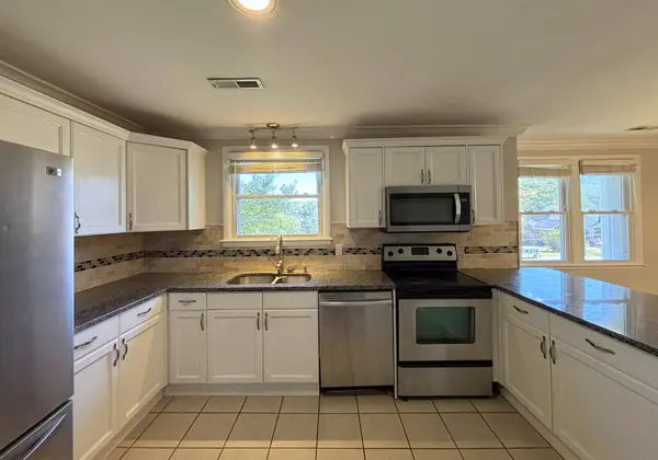 867 Rodney Dr, Nashville, TN 37205
