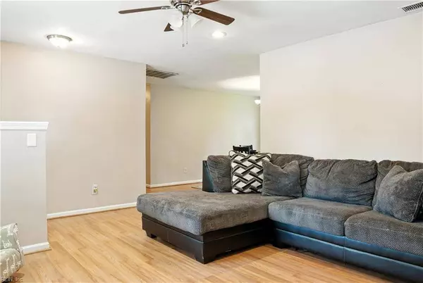 5109 Beamon RD, Norfolk, VA 23513