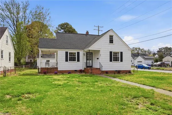 247 Plover Dr DR, Portsmouth, VA 23704