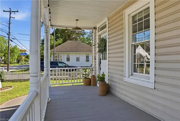 201 Beach RD, Hampton, VA 23664