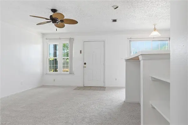 7 Seafarer CT Unit A, Hampton, VA 23669