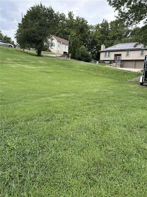 1819 NW 50th St ST, Northmoor, MO 64151