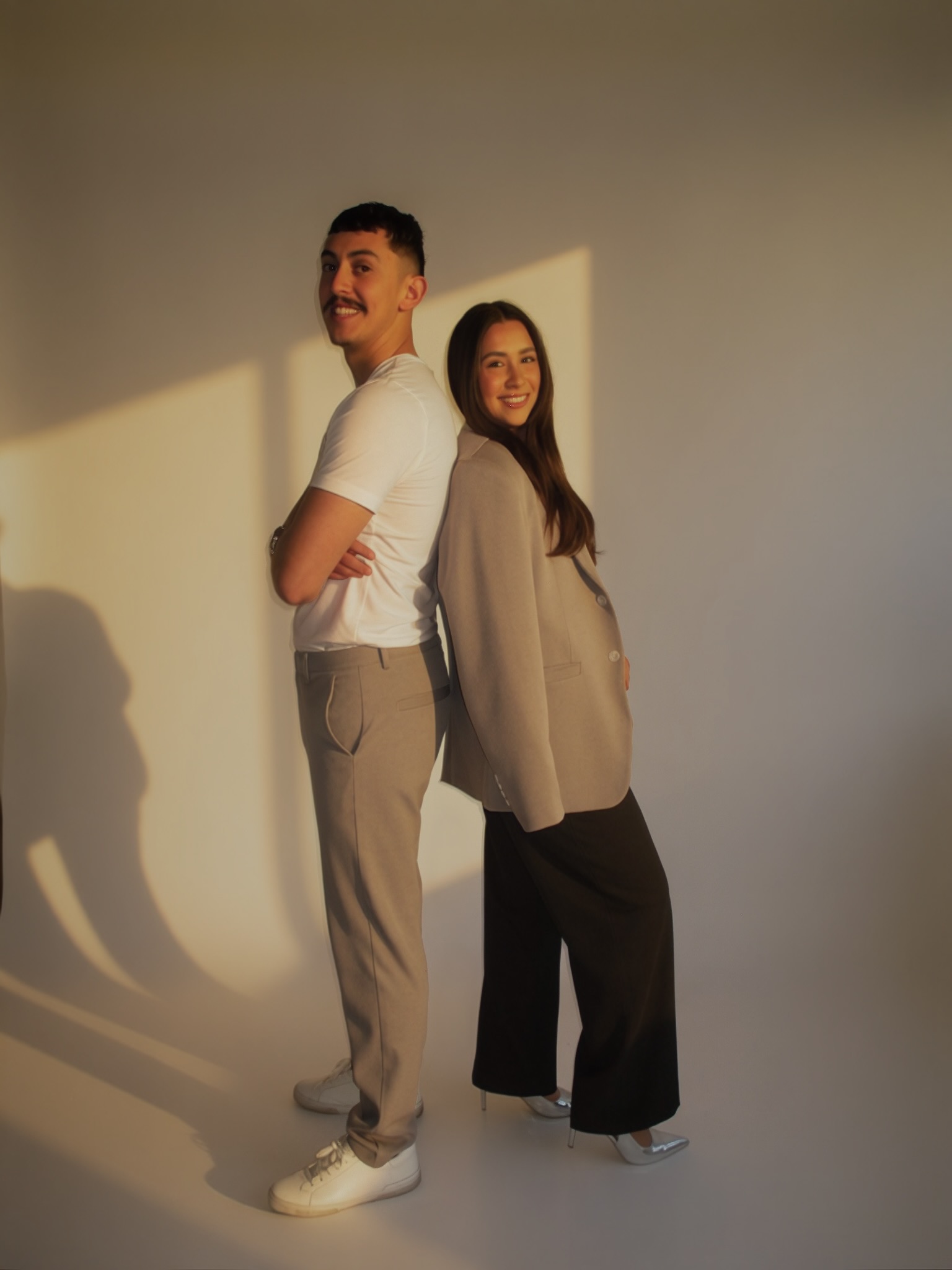 Husband-and-wife real estate team serving the northwest suburbs of Chicago
