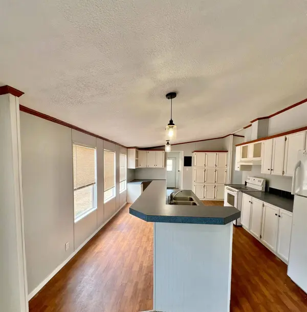 33831 Medford RD, Auberry, CA 93602