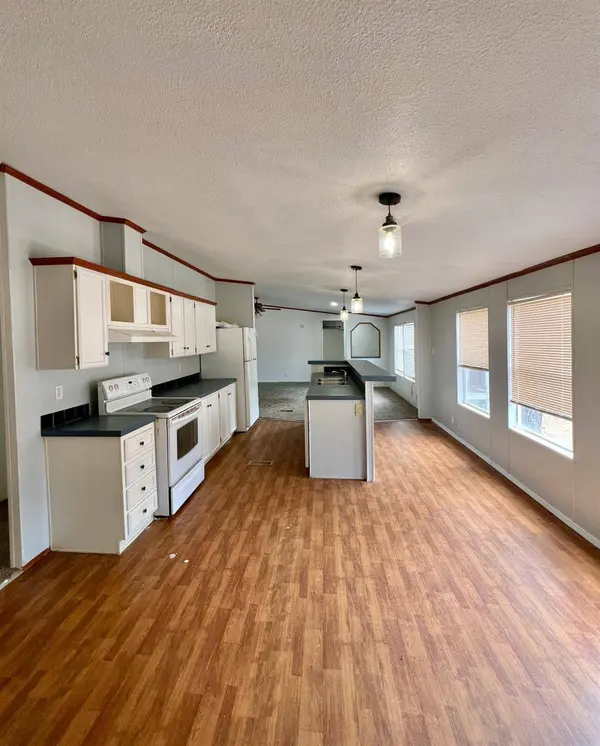 33831 Medford RD, Auberry, CA 93602