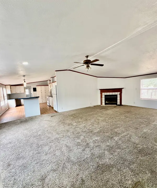 33831 Medford RD, Auberry, CA 93602